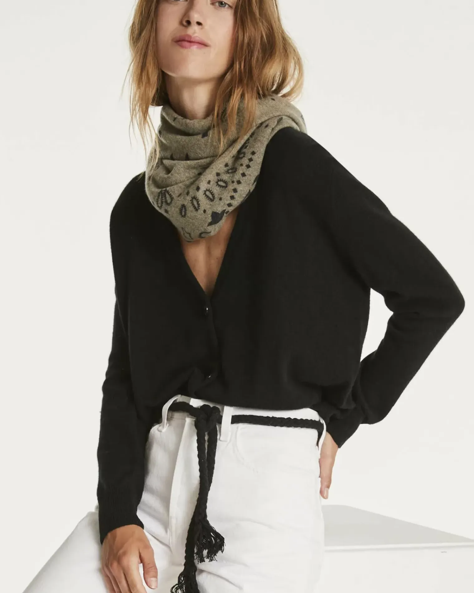 Kujten Jackets & Vests>Short Long Sleeves Cashmere Cardigan Noir