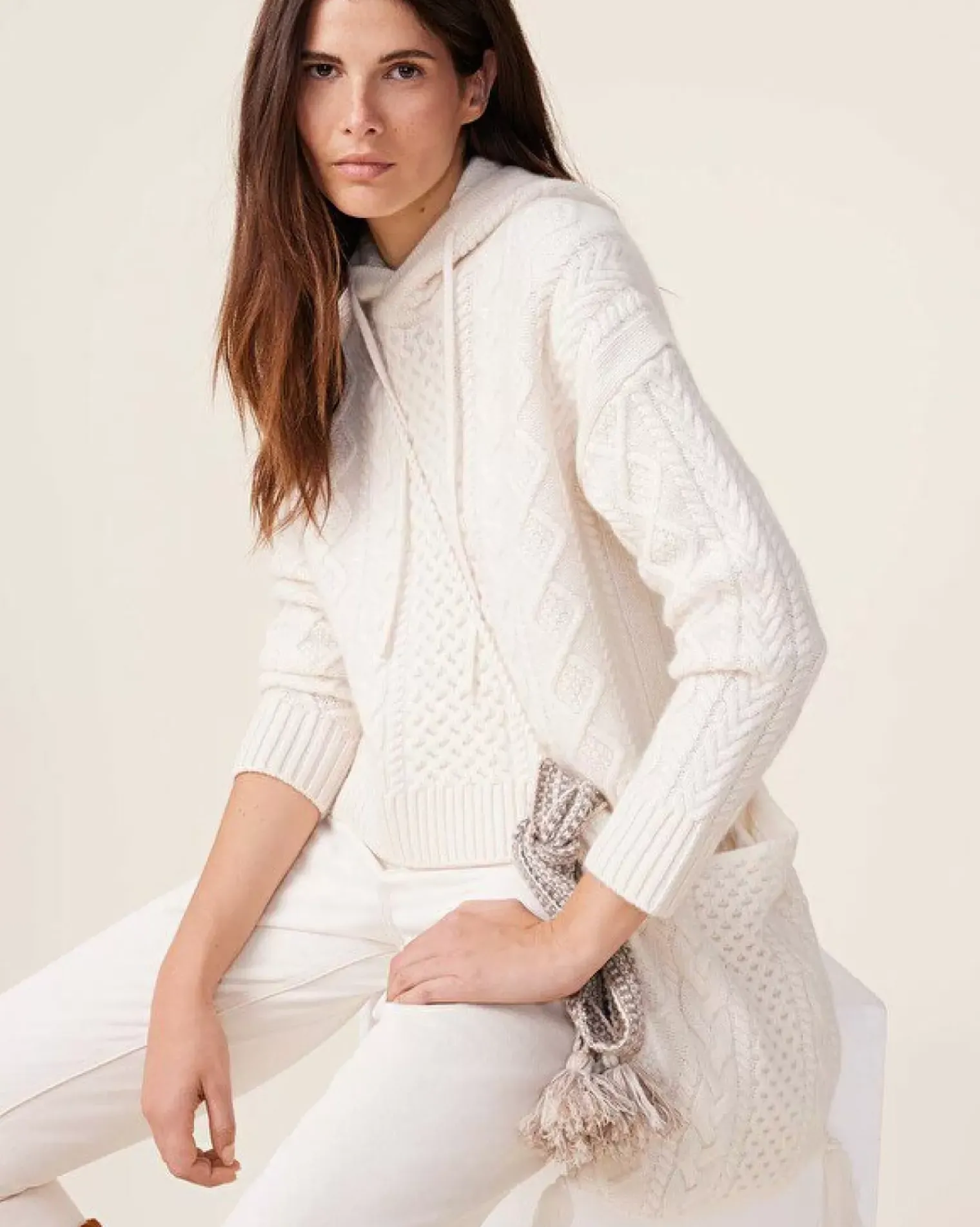 Kujten Hoodies>Twisted Cashmere Hoodie, 8-Threads Blanc