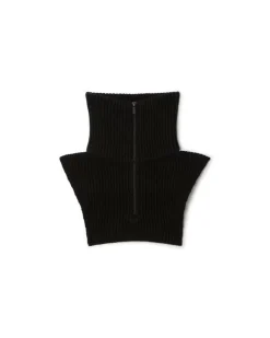 Kujten Scarves & Snoods><noscript><img width=