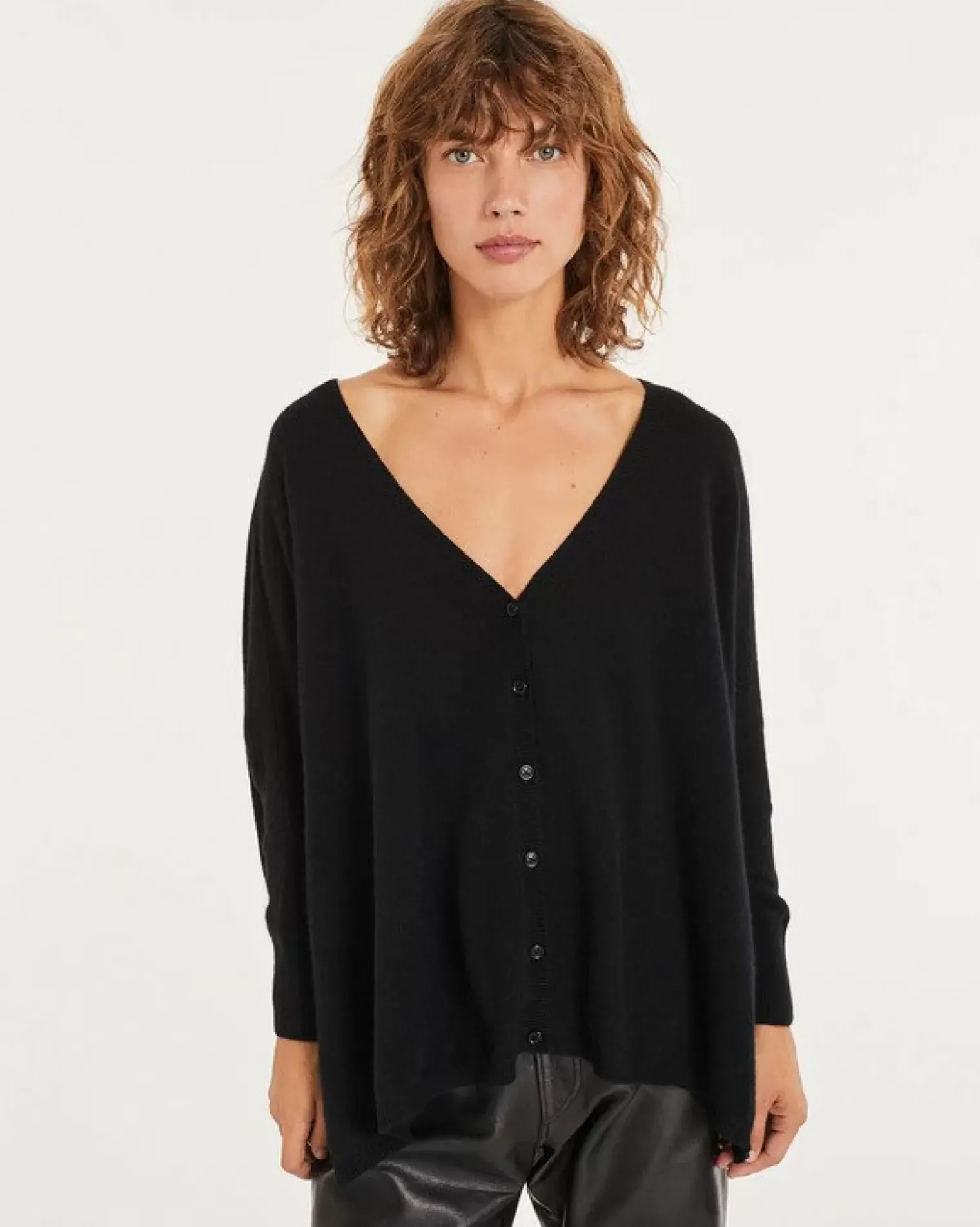 Kujten Jackets & Vests>V-Collar Oversize Cashmere Cardigan Noir