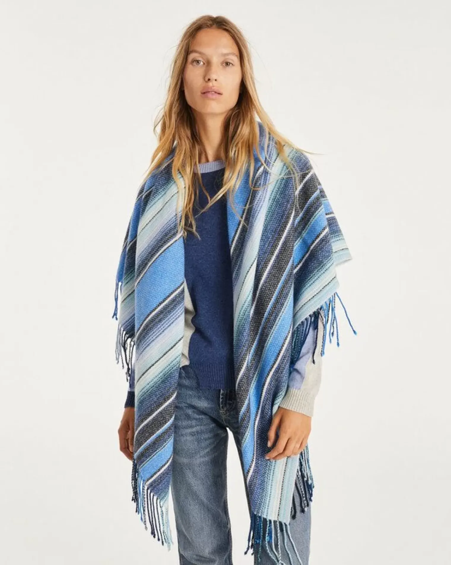 Kujten Scarves & Snoods>Very Large Fringed Bandana Bleu Jeans