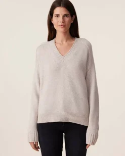 Kujten Sweaters & Sweatshirts>V-Neck Cashmere Sweater, 6-Threads Avoine