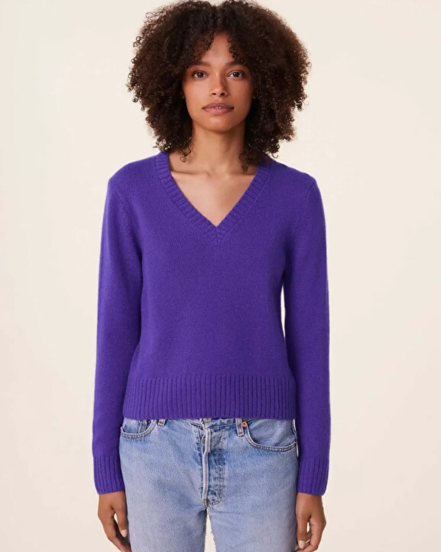 Kujten Sweaters & Sweatshirts>V-Neck Cashmere Sweater, 4-Threads Deep Purple