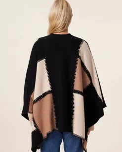 Kujten Capes & Ponchos><noscript><img width=