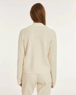 Kujten Jackets & Vests><noscript><img width=