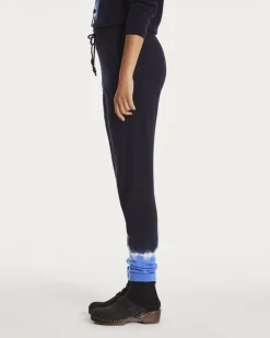 Kujten Joggings & Leggings><noscript><img width=