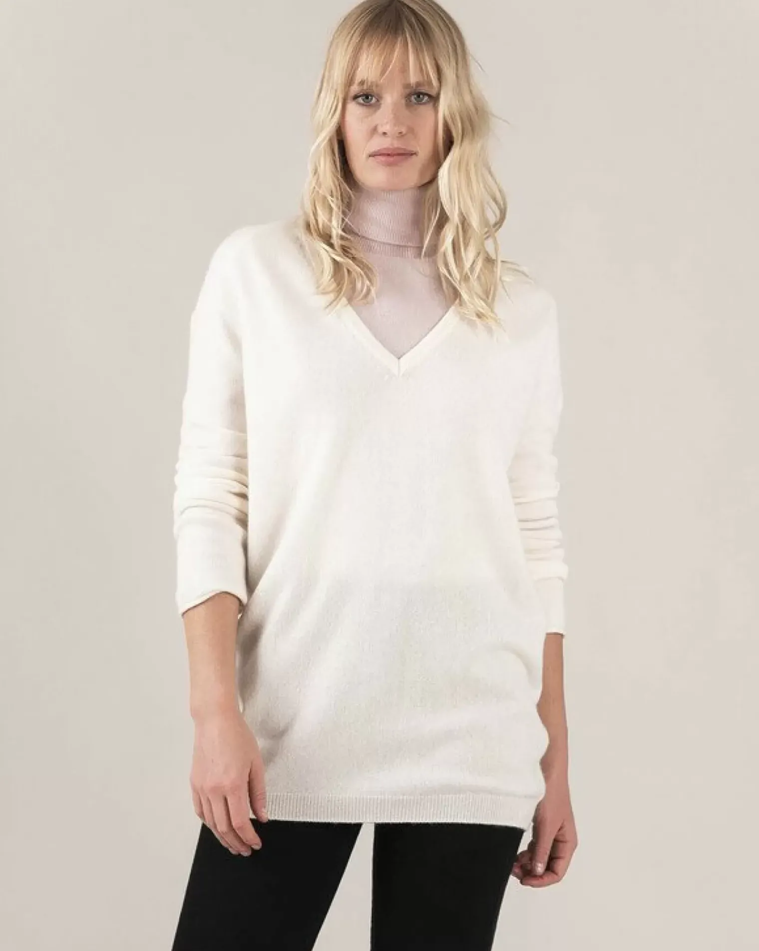 Kujten Sweaters & Sweatshirts>Women Boyfriend V-Neck Cashmere Sweater Blanc