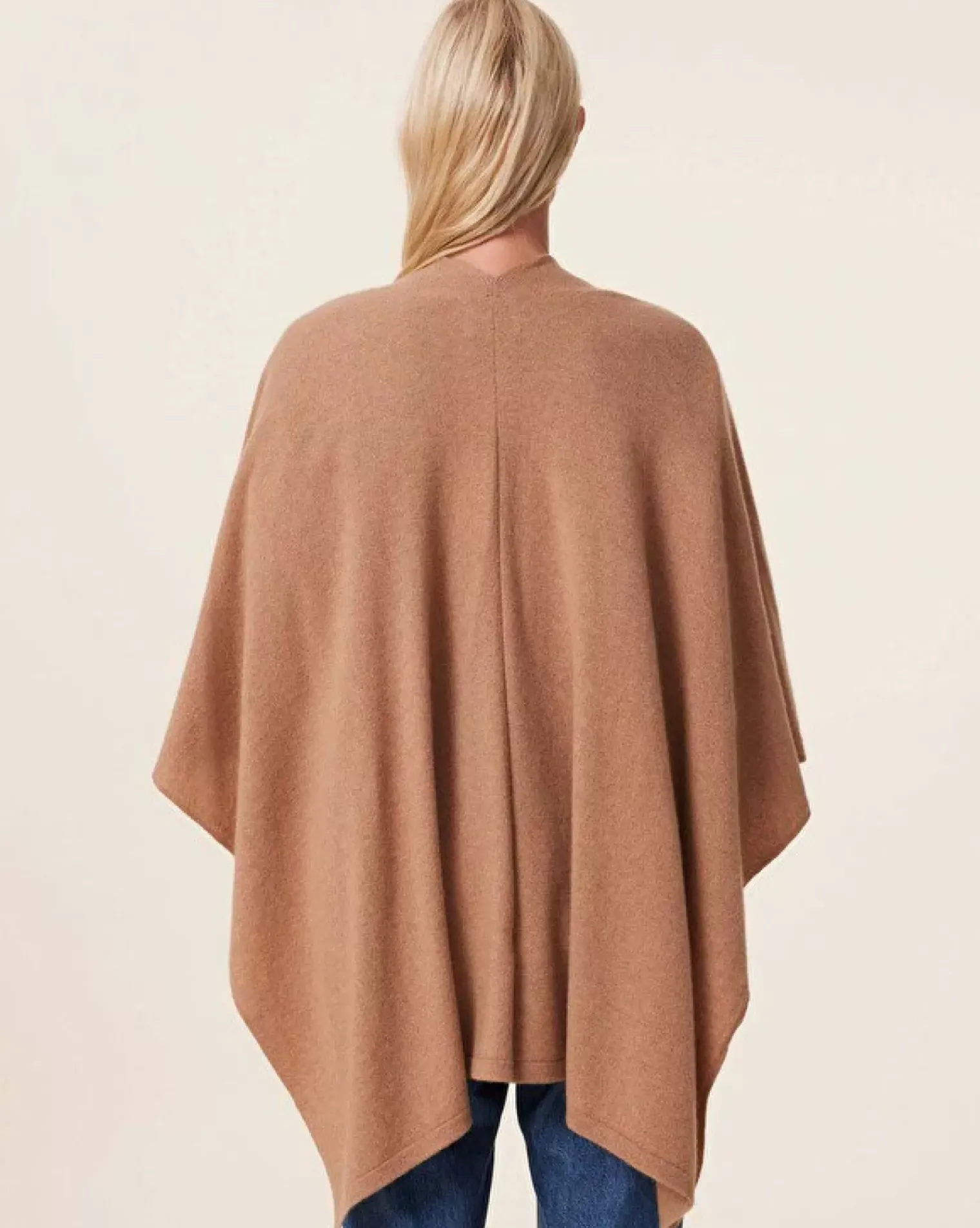 Kujten Capes & Ponchos>Women Cashmere Cape, 2-Threads Camelo
