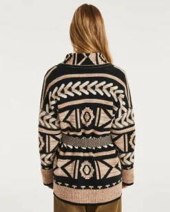 Kujten Jackets & Vests><noscript><img width=
