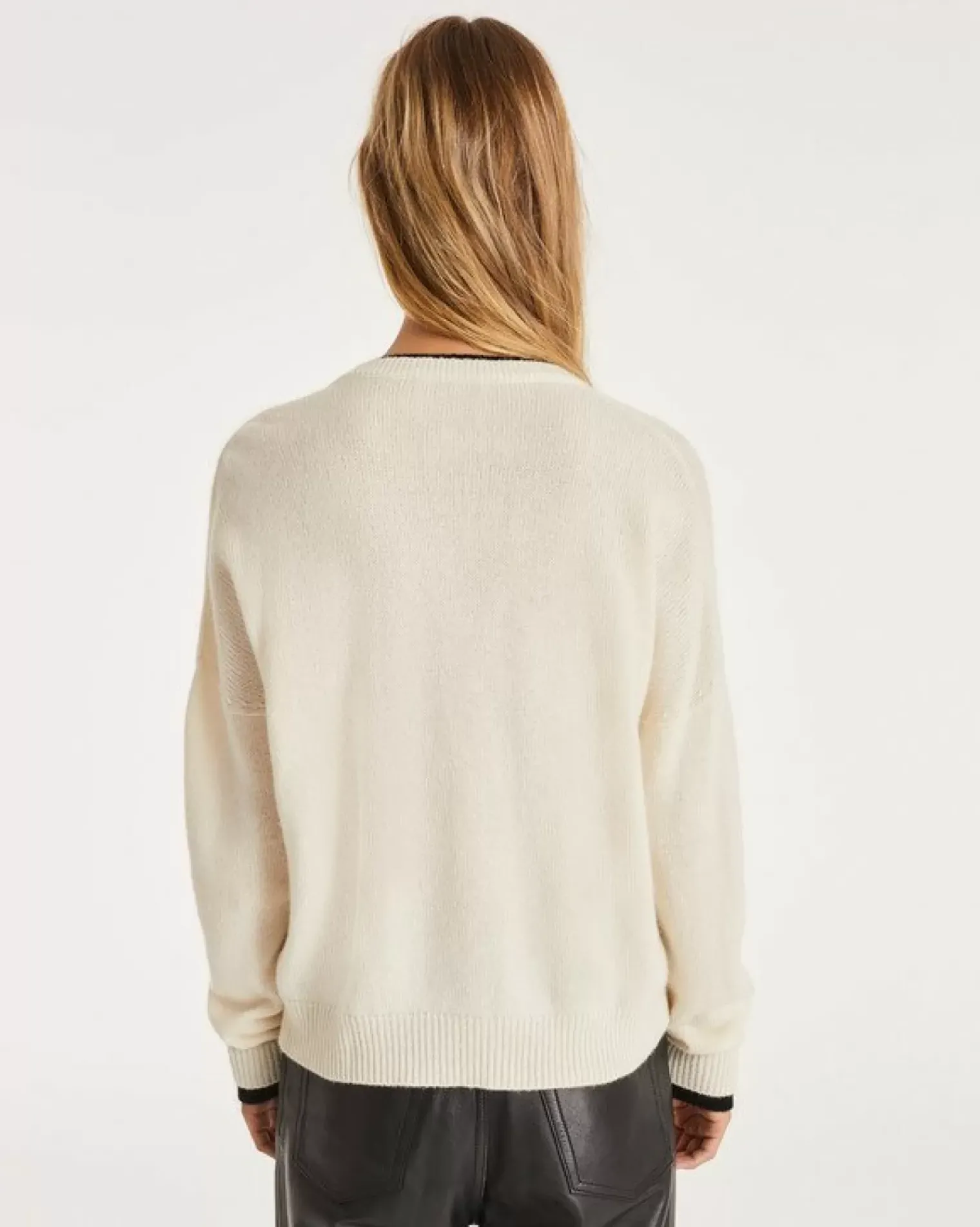 Kujten Sweaters & Sweatshirts>Women Cashmere V-Neck Sweater Boyfriend Blanc Vintage