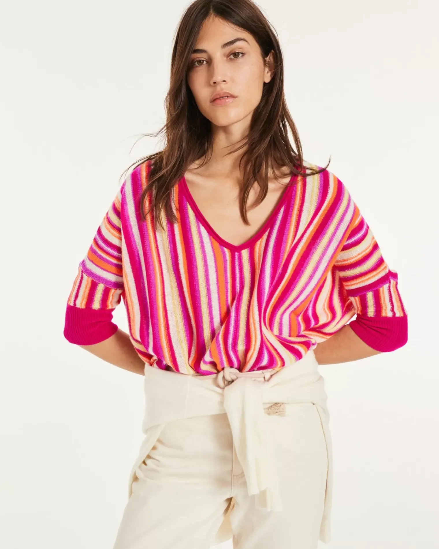 Kujten Sweaters & Sweatshirts>Women Oversized V-Neck Cashmere Sweater Violet Fluo