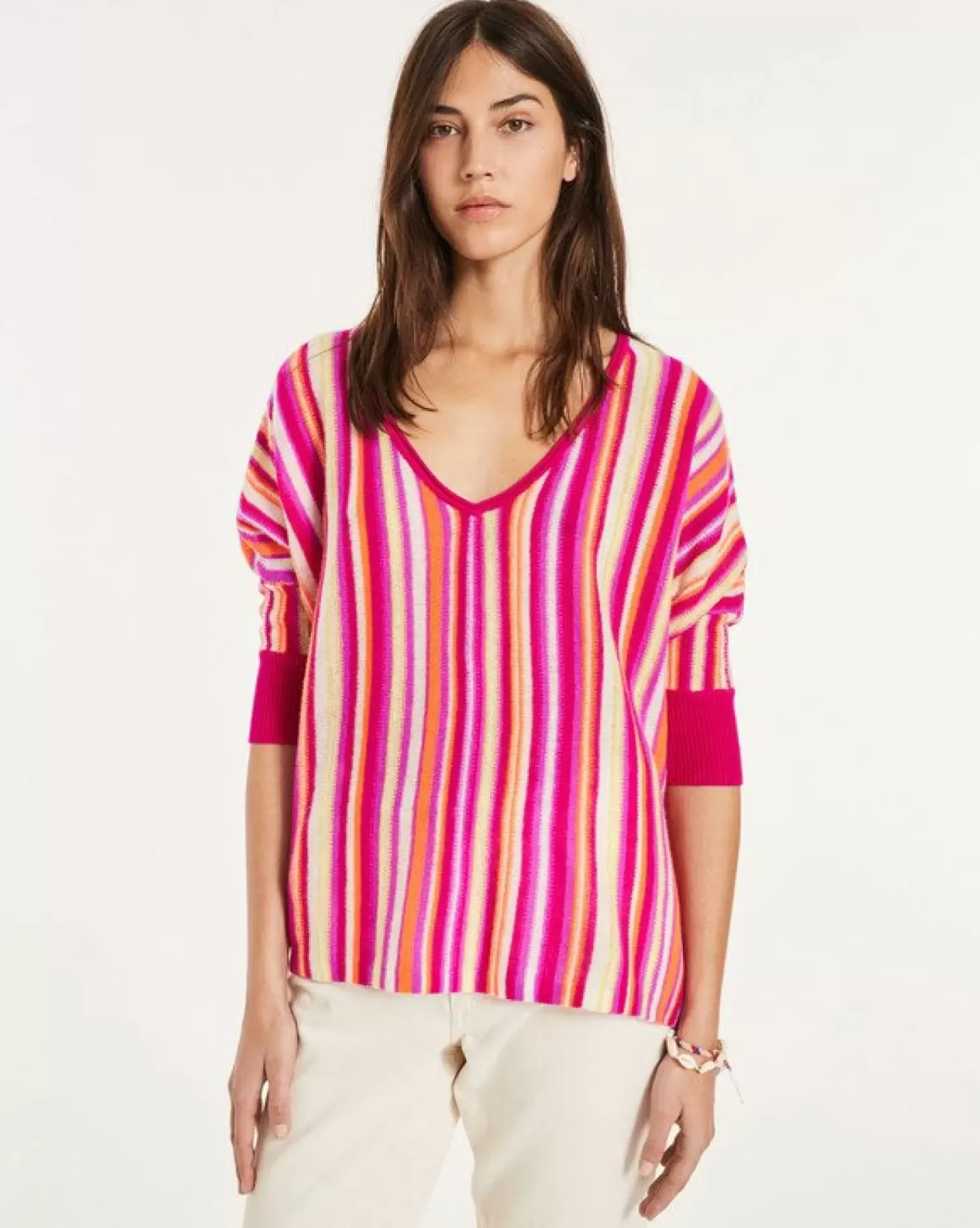 Kujten Sweaters & Sweatshirts>Women Oversized V-Neck Cashmere Sweater Violet Fluo