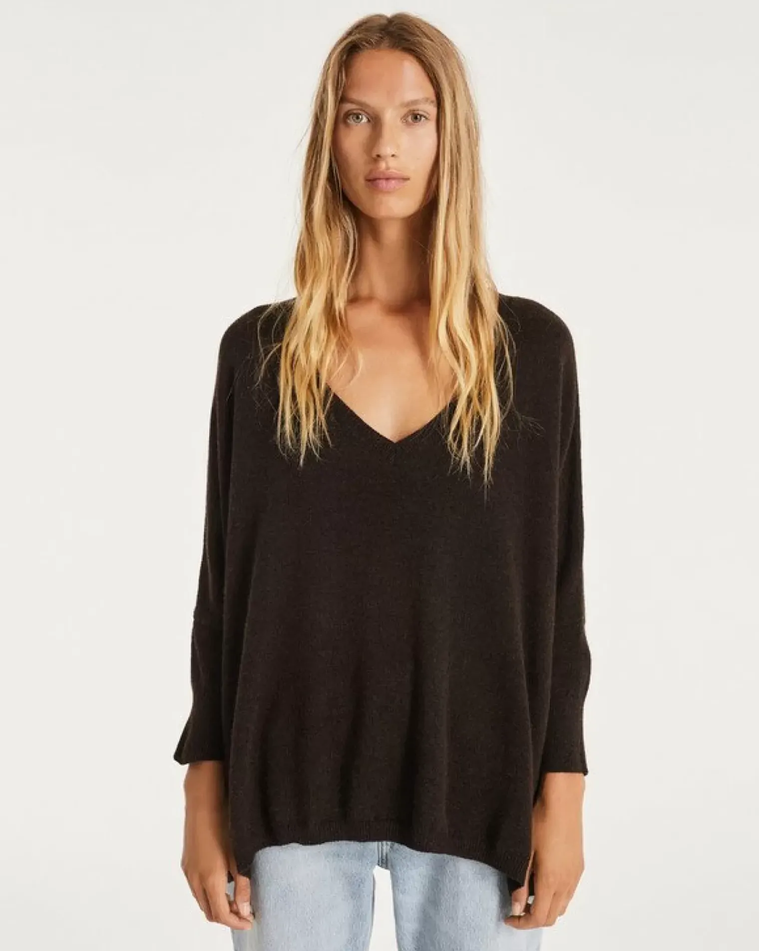 Kujten Sweaters & Sweatshirts>Women Oversized V-Neck Cashmere Sweater, 2-Threads Marron