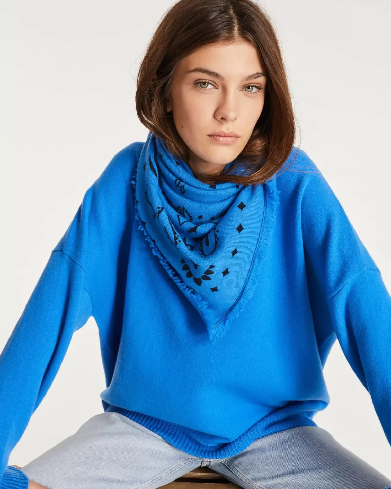 Kujten Sweaters & Sweatshirts>Women Oversized V-Neck Cashmere Sweater Bleu Kabalos