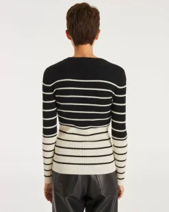 Kujten Sweaters & Sweatshirts><noscript><img width=