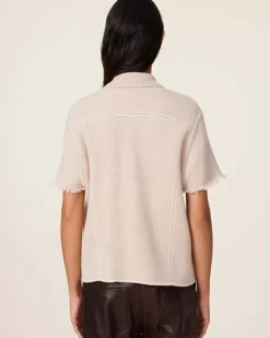 Kujten Jackets & Vests><noscript><img width=